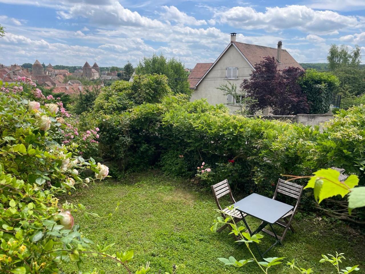 Chez Katia Semur-en-Auxois Exterior foto